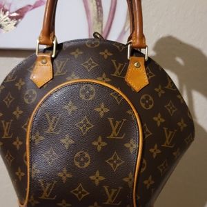Tradesy - Vintage Louis Vuitton bag